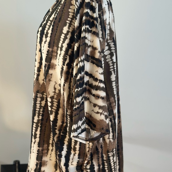 Brown and Cream Women's Blouse - Picture 5 of 7